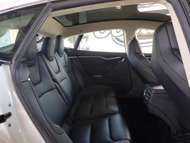 Photo 10 from auction – 2018 TESLA MODEL S with VIN 5YJSA1E20JF246362