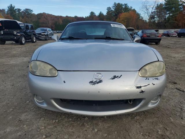 Photo 5 from auction – 2002 MAZDA MX-5 MIATA with VIN JM1NB353320233376