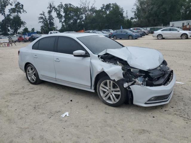 Photo 4 from auction – 2017 VOLKSWAGEN JETTA SEL with VIN 3VWL17AJ0HM338935