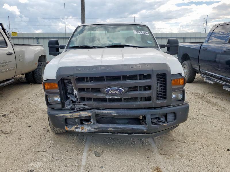 صورة رقم 5 من المزاد - 2010 FORD F250 مع VIN 1FTNF2A57AEB09537
