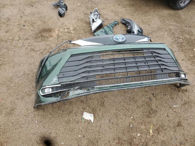Photo 13 from auction – 2021 TOYOTA SIENNA XLE with VIN 5TDYRKEC1MS018453