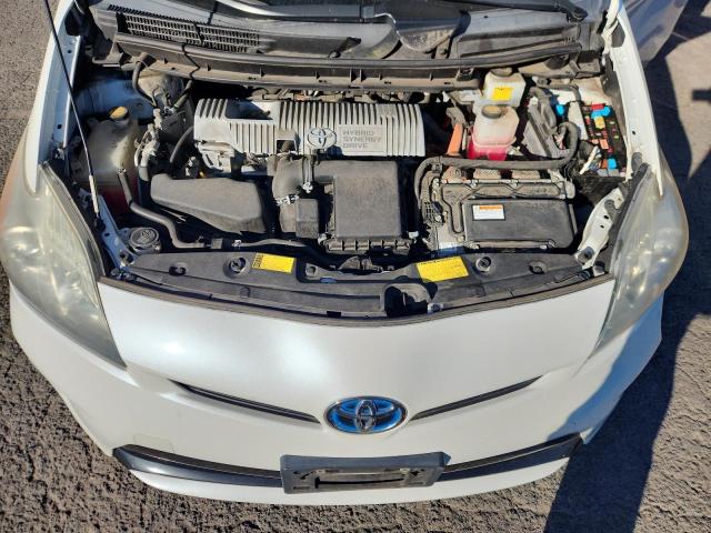 Photo 11 from auction – 2014 TOYOTA PRIUS with VIN JTDKN3DU7E1775891