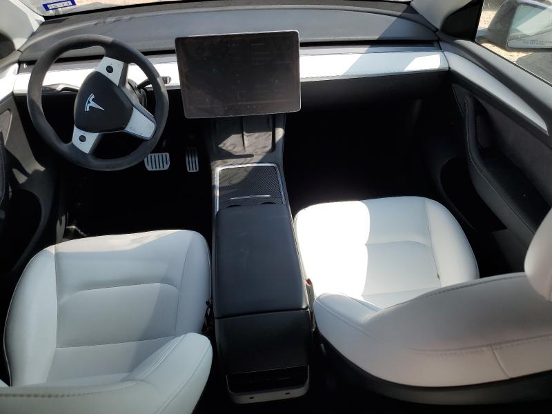 Photo 8 from auction – 2022 TESLA MODEL Y with VIN 7SAYGDEF0NF537627