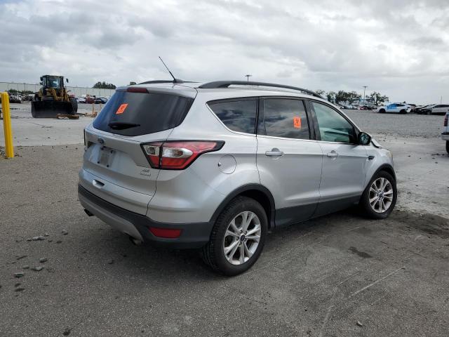 Photo 3 from auction – 2018 FORD ESCAPE SE with VIN 1FMCU0GD2JUB74930