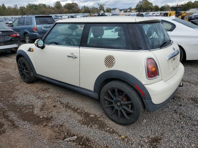 Photo 2 from auction – 2007 MINI COOPER with VIN WMWMF33577TT55889