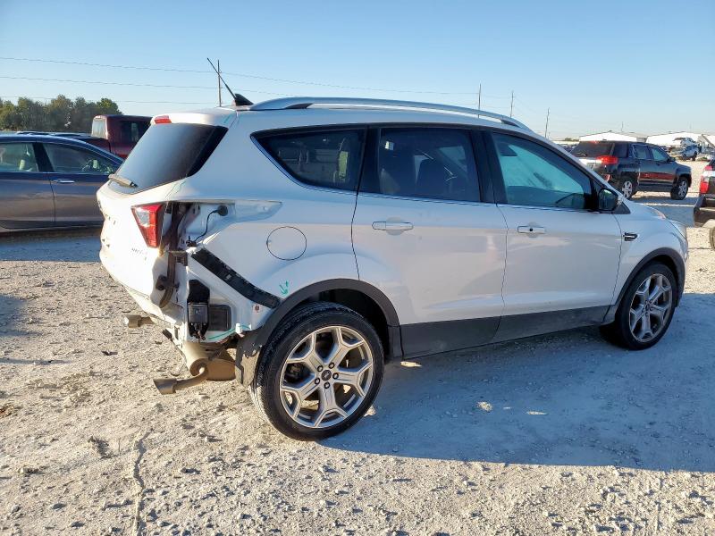 صورة رقم 3 من المزاد - 2019 FORD ESCAPE TIT مع VIN 1FMCU0J99KUC03250