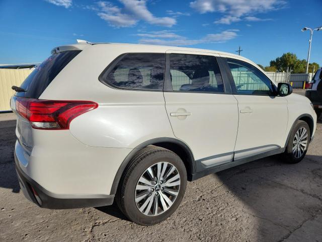 Photo 3 from auction – 2019 MITSUBISHI OUTLANDER with VIN JA4AD2A33KZ049120