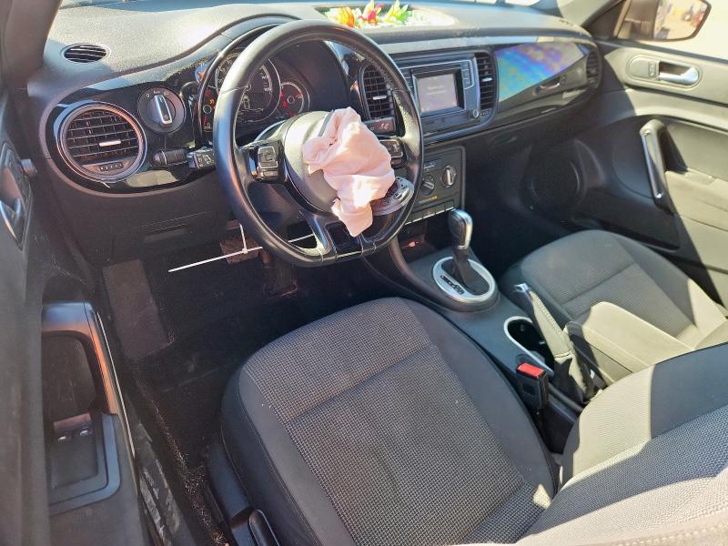 Photo 8 from auction – 2017 VOLKSWAGEN BEETLE 1.8 with VIN 3VWF17AT9HM607707