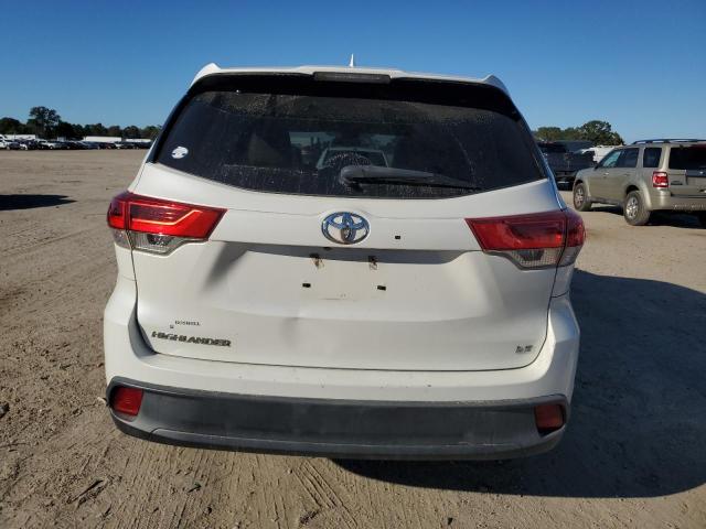 Photo 6 from auction – 2018 TOYOTA HIGHLANDER LE with VIN 5TDZZRFH4JS276971