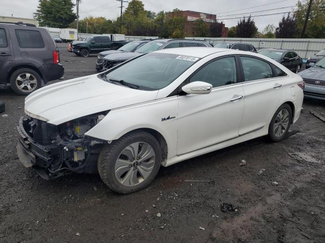 HYUNDAI SONATA HYB 2013 with VIN KMHEC4A40DA092549 - Photo from auction