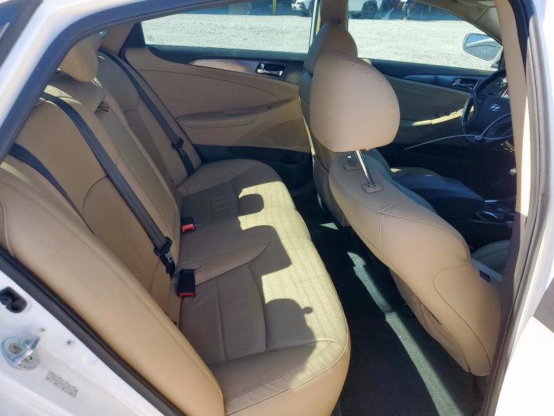 Photo 10 from auction – 2015 HYUNDAI SONATA HYB with VIN KMHEC4A41FA132172