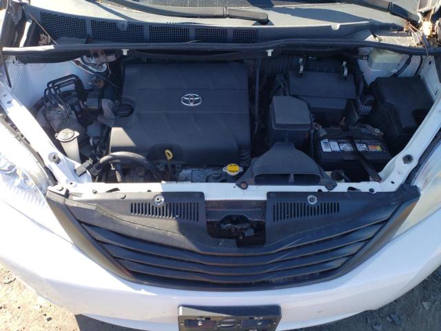 Photo 12 from auction – 2015 TOYOTA SIENNA with VIN 5TDZK3DC3FS628471