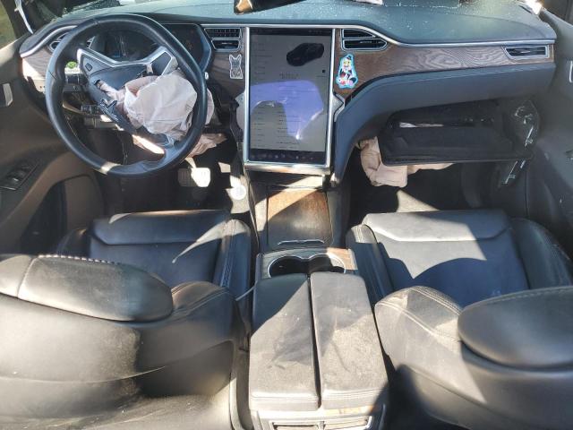 Photo 8 from auction – 2018 TESLA MODEL X with VIN 5YJXCDE43JF091650