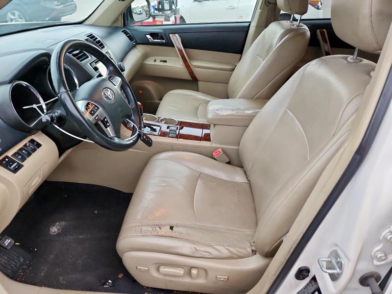 Photo 7 from auction – 2013 TOYOTA HIGHLANDER with VIN 5TDYK3EHXDS117343