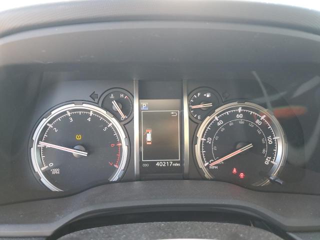 Photo 9 from auction – 2020 TOYOTA 4RUNNER SR with VIN JTEBU5JR6L5799664