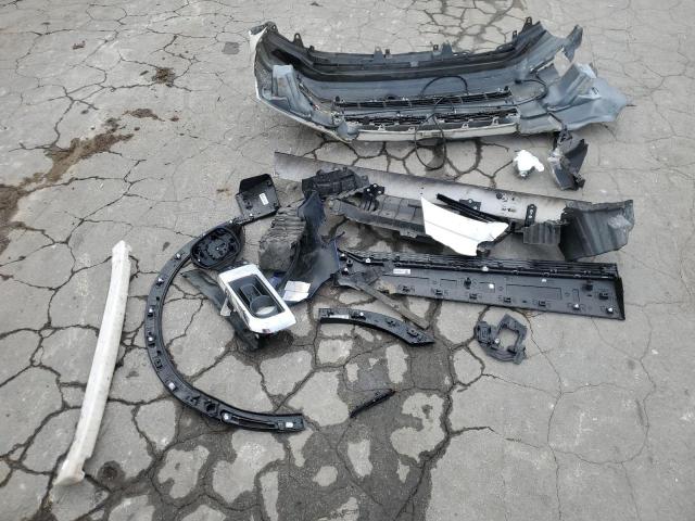 Photo 13 from auction – 2015 TOYOTA 4RUNNER SR with VIN JTEBU5JR5F5239574