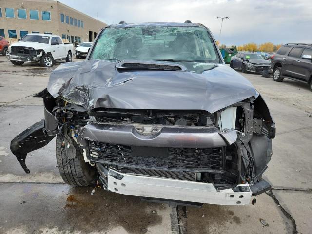 Photo 5 from auction – 2020 TOYOTA 4RUNNER SR with VIN JTEBU5JR7L5834390