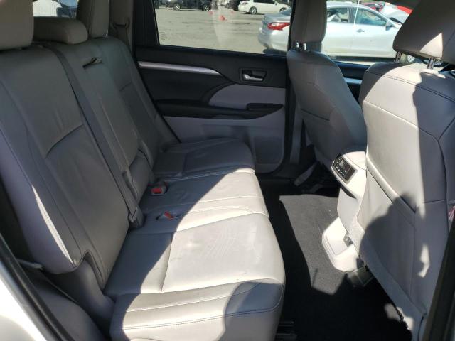 Photo 11 from auction – 2015 TOYOTA HIGHLANDER with VIN 5TDKKRFH5FS111377