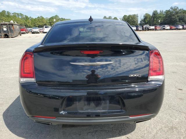 Photo 6 from auction – 2017 CHRYSLER 300 S with VIN 2C3CCABG8HH661436