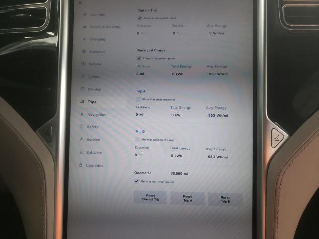 Photo 9 from auction – 2016 TESLA MODEL S with VIN 5YJSA1E27GF124669
