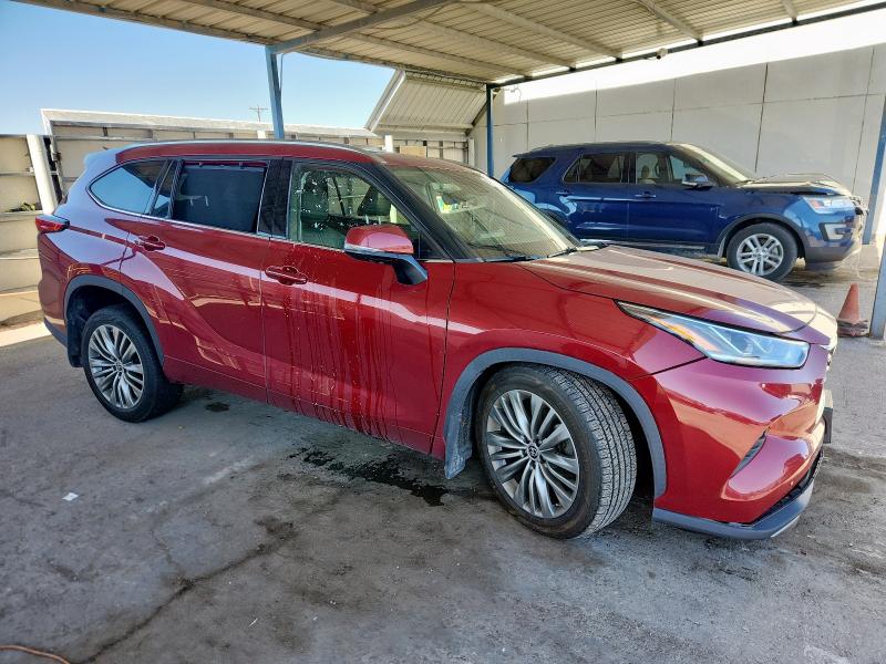 Photo 4 from auction – 2021 TOYOTA HIGHLANDER with VIN 5TDFZRBH6MS120203