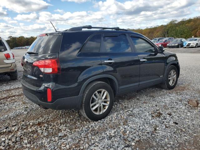 Photo 3 from auction – 2014 KIA SORENTO LX with VIN 5XYKTDA76EG542045