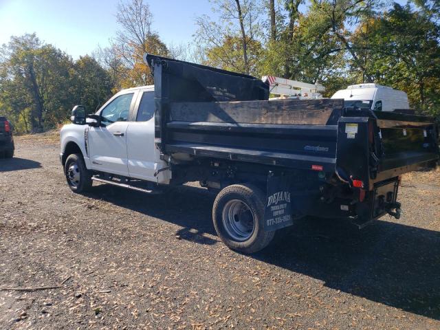 Photo 2 from auction – 2023 FORD F350 SUPER with VIN 1FD8X3HT1PEC92250