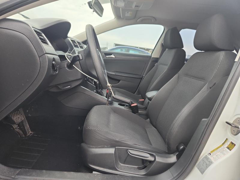 Photo 7 from auction – 2014 VOLKSWAGEN JETTA BASE with VIN 3VW2K7AJ1EM334848