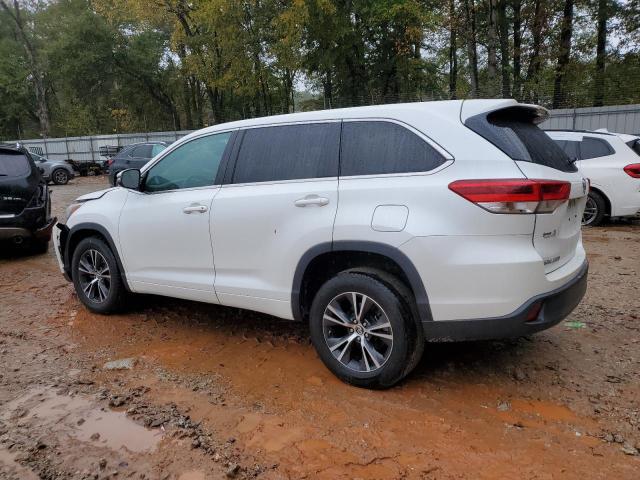 Photo 2 from auction – 2017 TOYOTA HIGHLANDER with VIN 5TDZARFH3HS026185