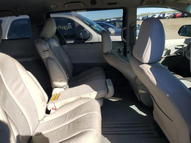 Photo 11 from auction – 2012 TOYOTA SIENNA with VIN 5TDYK3DCXCS271913