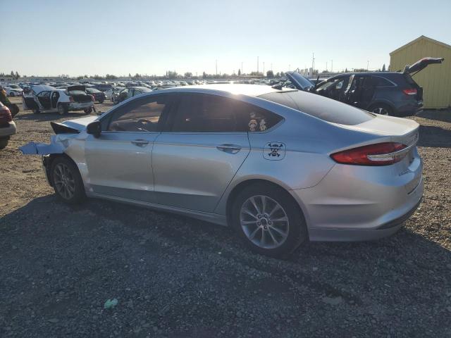 Zdjęcie 2 z aukcji – 2017 FORD FUSION SE z VIN 3FA6P0HD4HR145556
