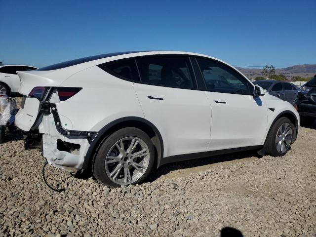Photo 3 from auction – 2021 TESLA MODEL Y with VIN 5YJYGDEE8MF275472
