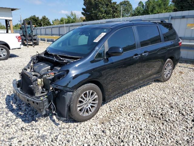 TOYOTA SIENNA XLE 2018 with VIN 5TDYZ3DC6JS923578 - Photo from auction