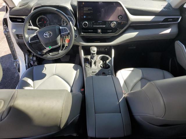 Photo 8 from auction – 2023 TOYOTA HIGHLANDER with VIN 5TDKDRBH8PS013557