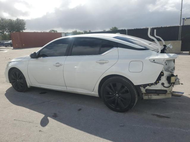 Photo 2 from auction – 2019 NISSAN ALTIMA SR with VIN 1N4BL4CW4KN321381