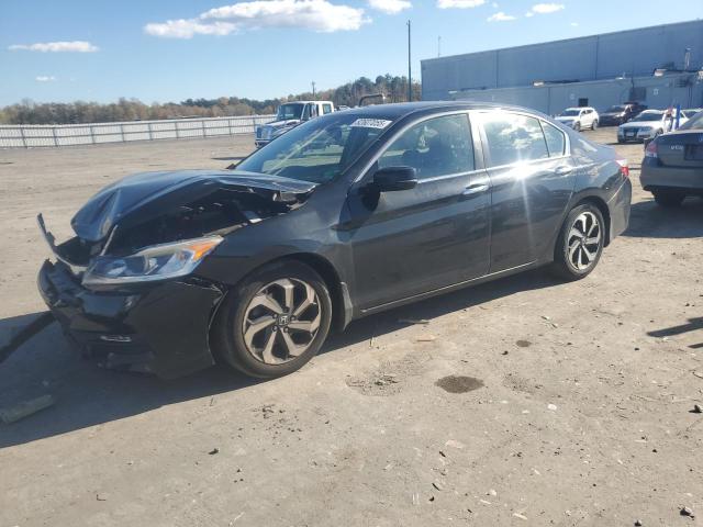 Photo 1 from auction – 2017 HONDA ACCORD with VIN 1HGCR2F93HA075979