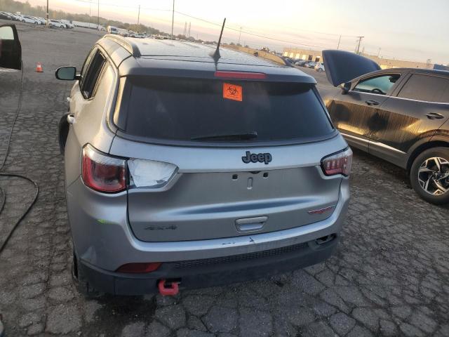 Photo 6 from auction – 2019 JEEP COMPASS TR with VIN 3C4NJDDB6KT733147