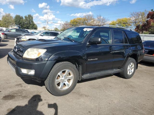 TOYOTA 4RUNNER SR 2005 with VIN JTEBU14R158050261 - Photo from auction