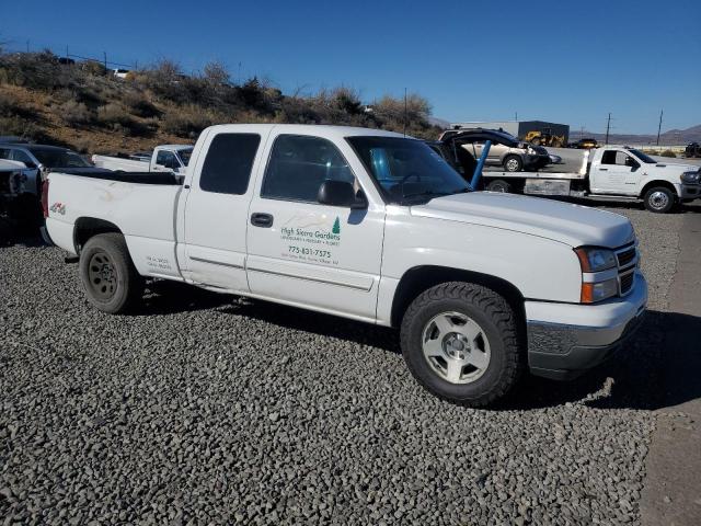 Photo 4 from auction – 2006 CHEVROLET SILVERADO with VIN 1GCEK19V36Z103017