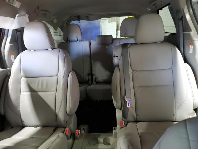 Photo 10 from auction – 2016 TOYOTA SIENNA XLE with VIN 5TDYK3DC1GS733829