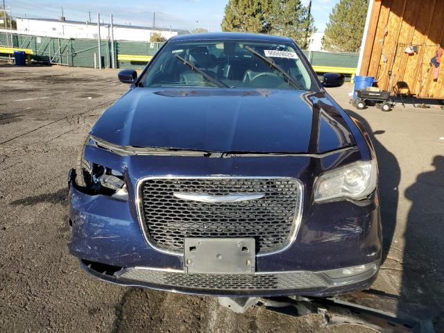 Photo 5 from auction – 2017 CHRYSLER 300 LIMITE with VIN 2C3CCARG3HH512454