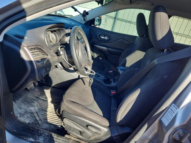 Photo 7 from auction – 2019 JEEP CHEROKEE with VIN 1C4PJMCBXKD395039