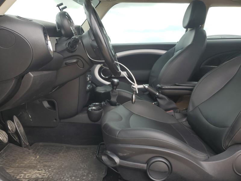 Photo 7 from auction – 2012 MINI COOPER S with VIN WMWSV3C53CTY29647