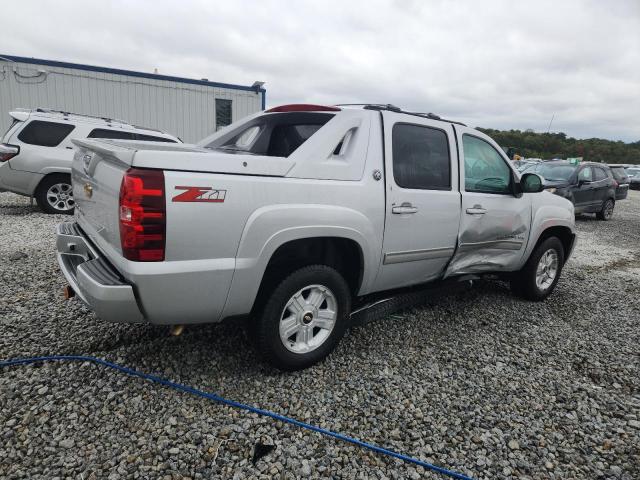 Photo 3 from auction – 2013 CHEVROLET AVALANCHE with VIN 3GNMCFE02DG208586