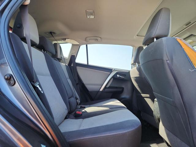 Photo 10 from auction – 2015 TOYOTA RAV4 XLE with VIN JTMRFREV0FD110921