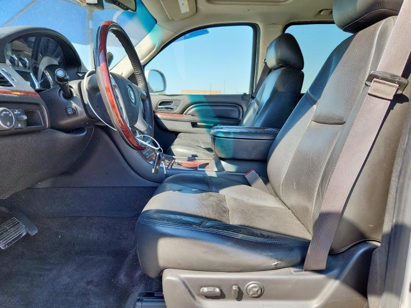 Photo 7 from auction – 2014 CADILLAC ESCALADE E with VIN 1GYS4JEF0ER217030