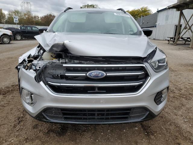 Photo 5 from auction – 2019 FORD ESCAPE SE with VIN 1FMCU9GD2KUC51754