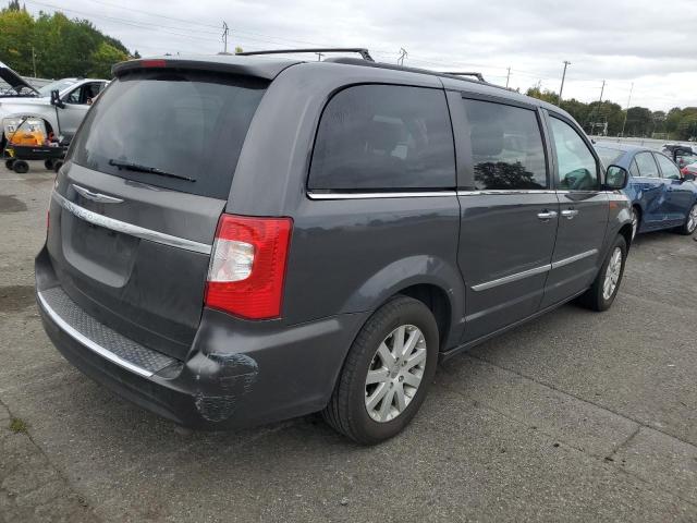 Photo 3 from auction – 2016 CHRYSLER TOWN & COU with VIN 2C4RC1BG7GR137936