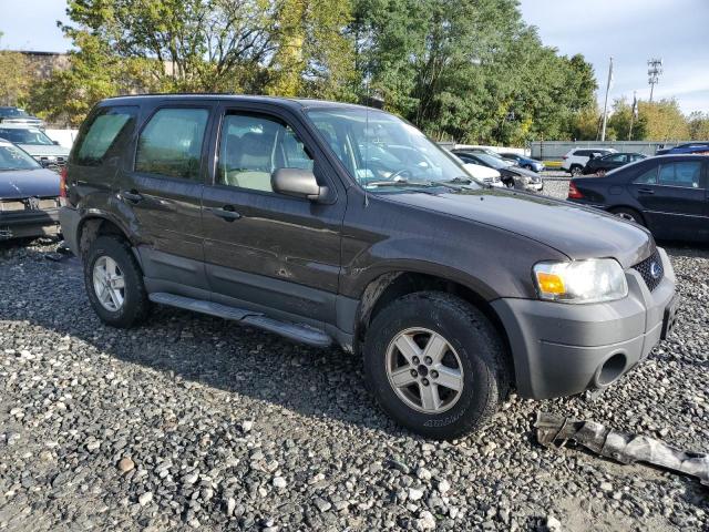 Photo 4 from auction – 2007 FORD ESCAPE XLS with VIN 1FMYU92Z07KC07201