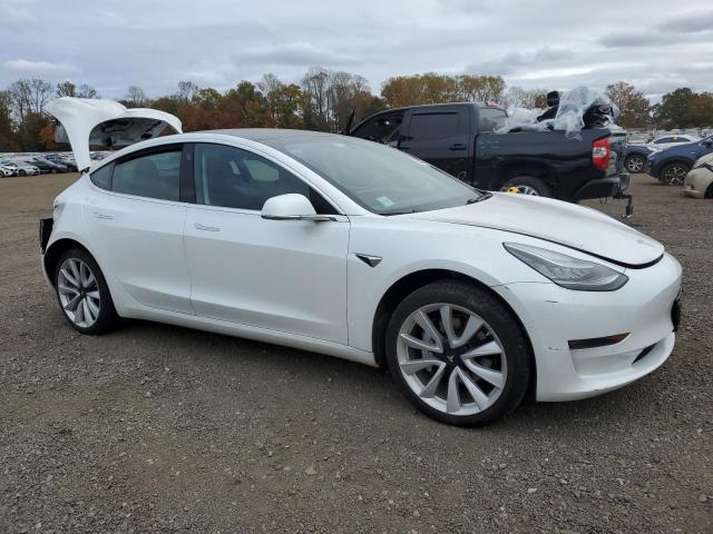 Photo 4 from auction – 2019 TESLA MODEL 3 with VIN 5YJ3E1EA5KF476383